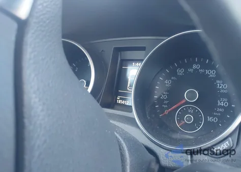 2014 Volkswagen Jetta Sportwagen 2.0L Tdi from USA, damaged, VIN 3VWPL7AJ1EM601733